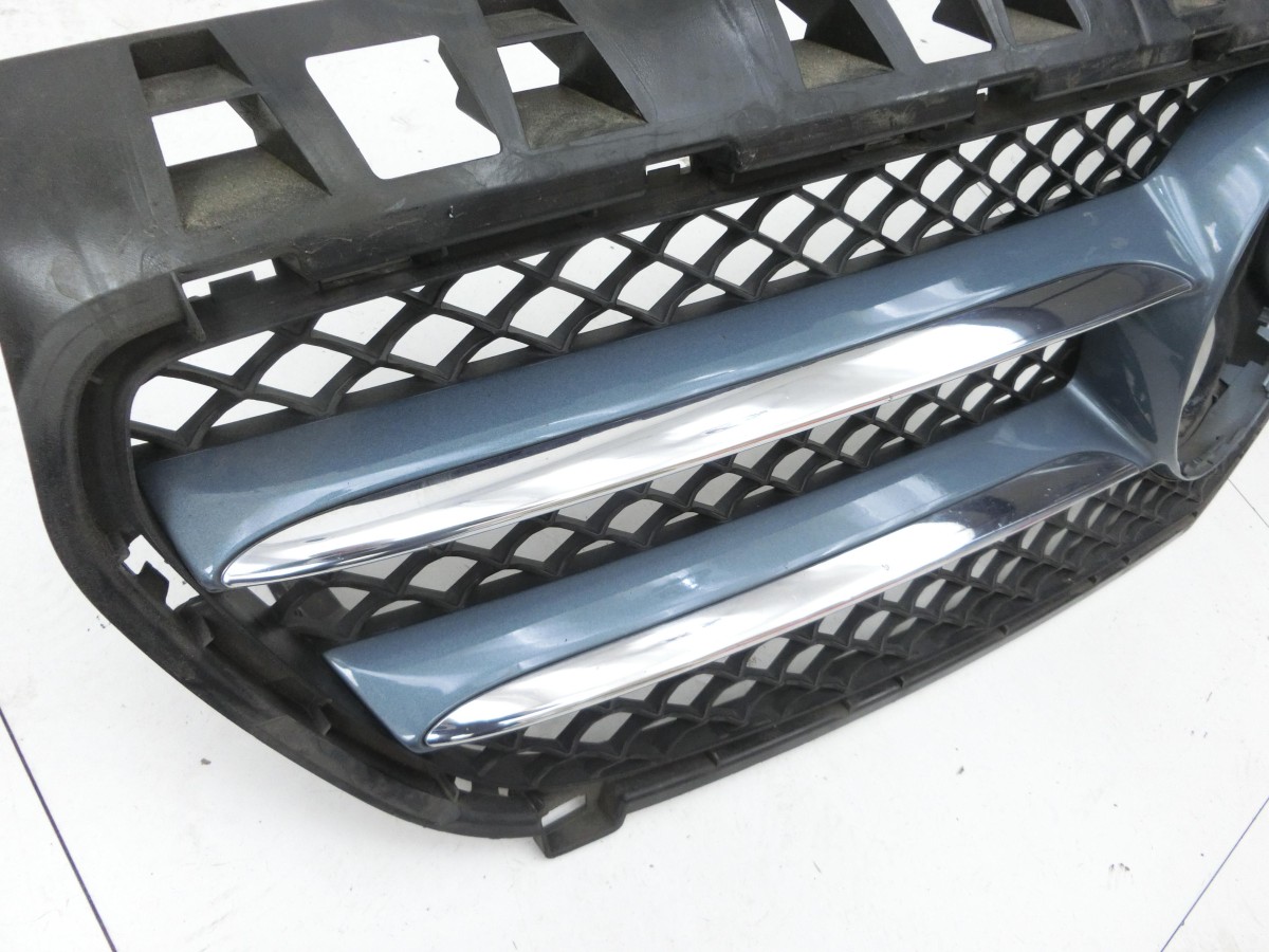 Mercedes-Benz A-Klasse W176 12-15 Frontgrill Kühlergrill Grill  GR5 Mercedes-Benz A-Klasse W176 A1768880260... Vorschau 2