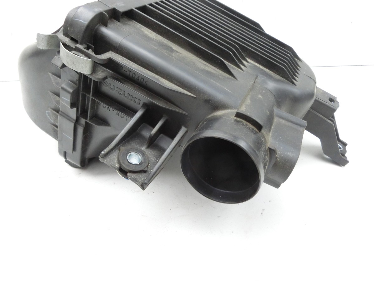 Suzuki Vitara LY 18-24 1,0 Luftfilterkasten Luftfiltergehäuse 7508710 13717508710