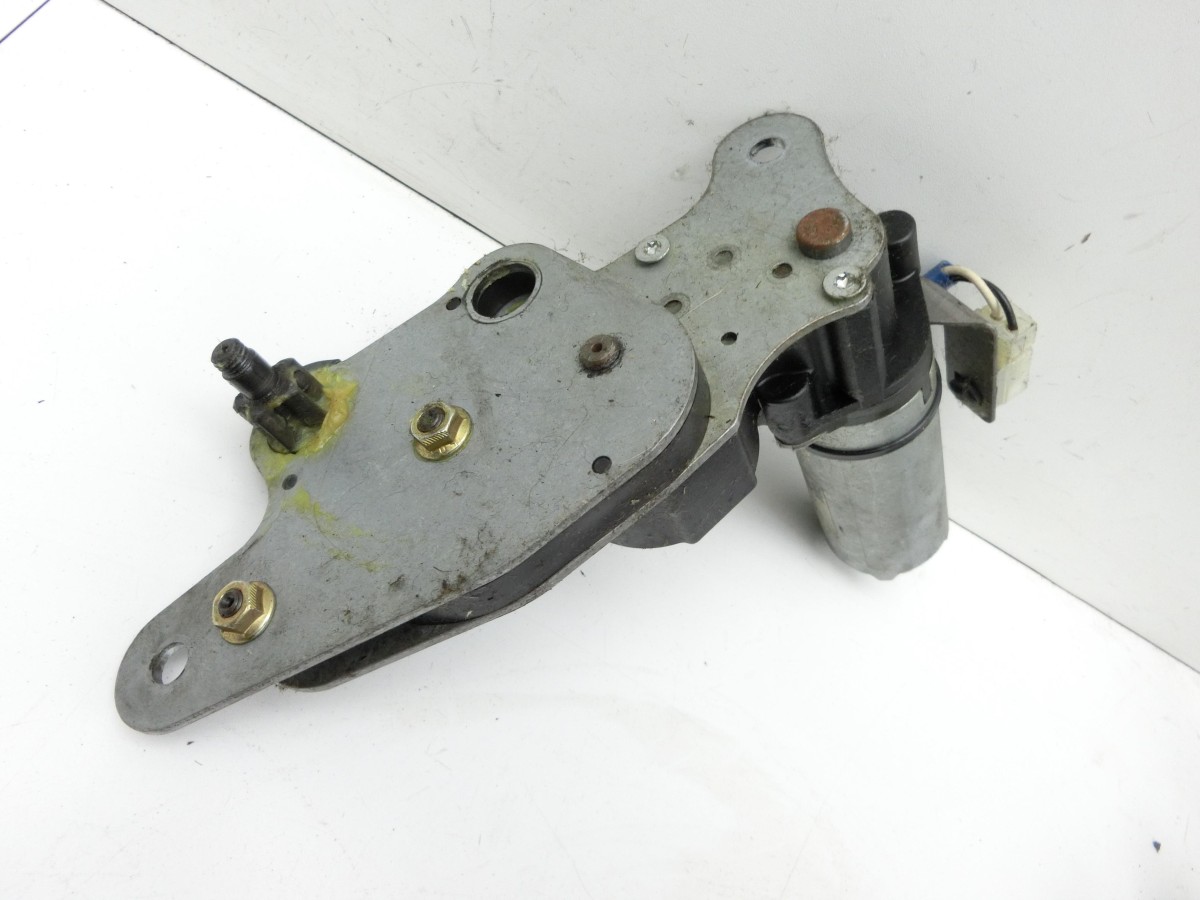BMW 318Ci E46 00-03 Motor Stellmotor für Sitz Verstellung Links Vorne BMW 318Ci E46 00-03 25.02.2002 1-1482-01 gebraucht Vorschau 6