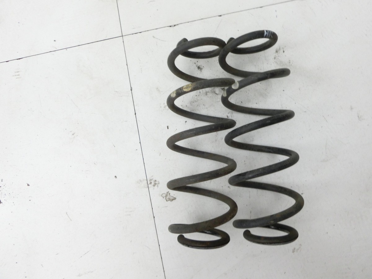 Suzuki Vitara LY 18-24 Beide Feder Federn Hinten