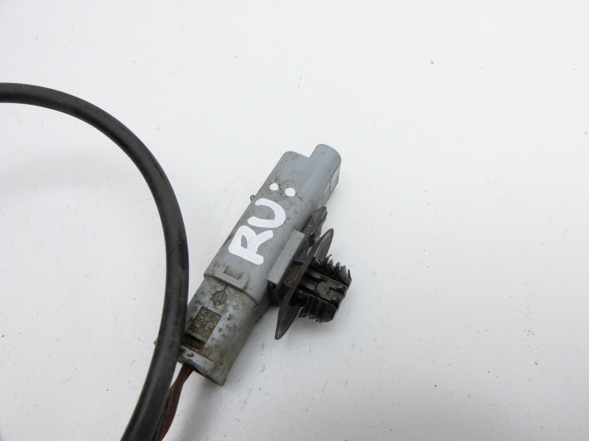 Opel Astra L 21-26  ABS Sensor Radsensor Rechts Vorne 9825606280