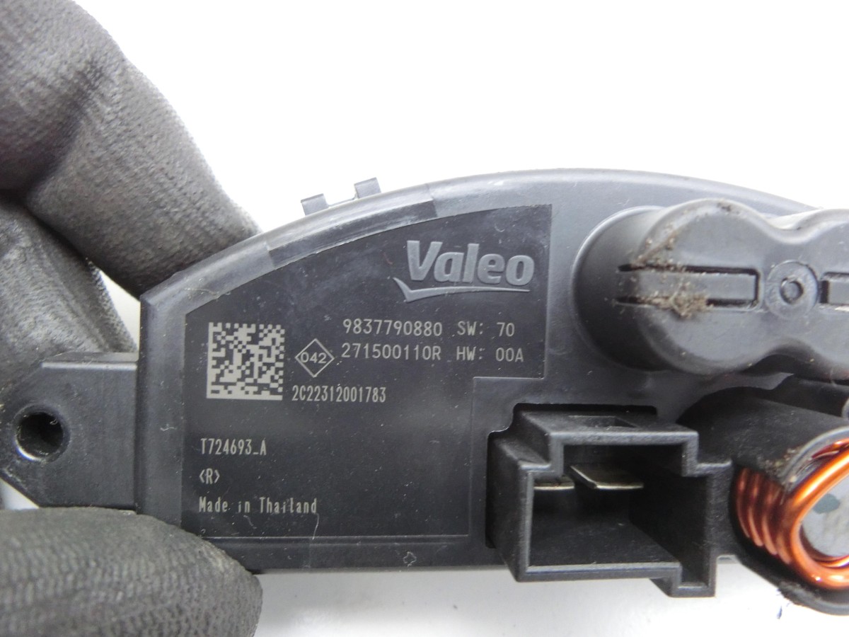 Opel Astra L 21-26  Widerstand Gebläse Lüfter 9837609580 9837790880 271500110R