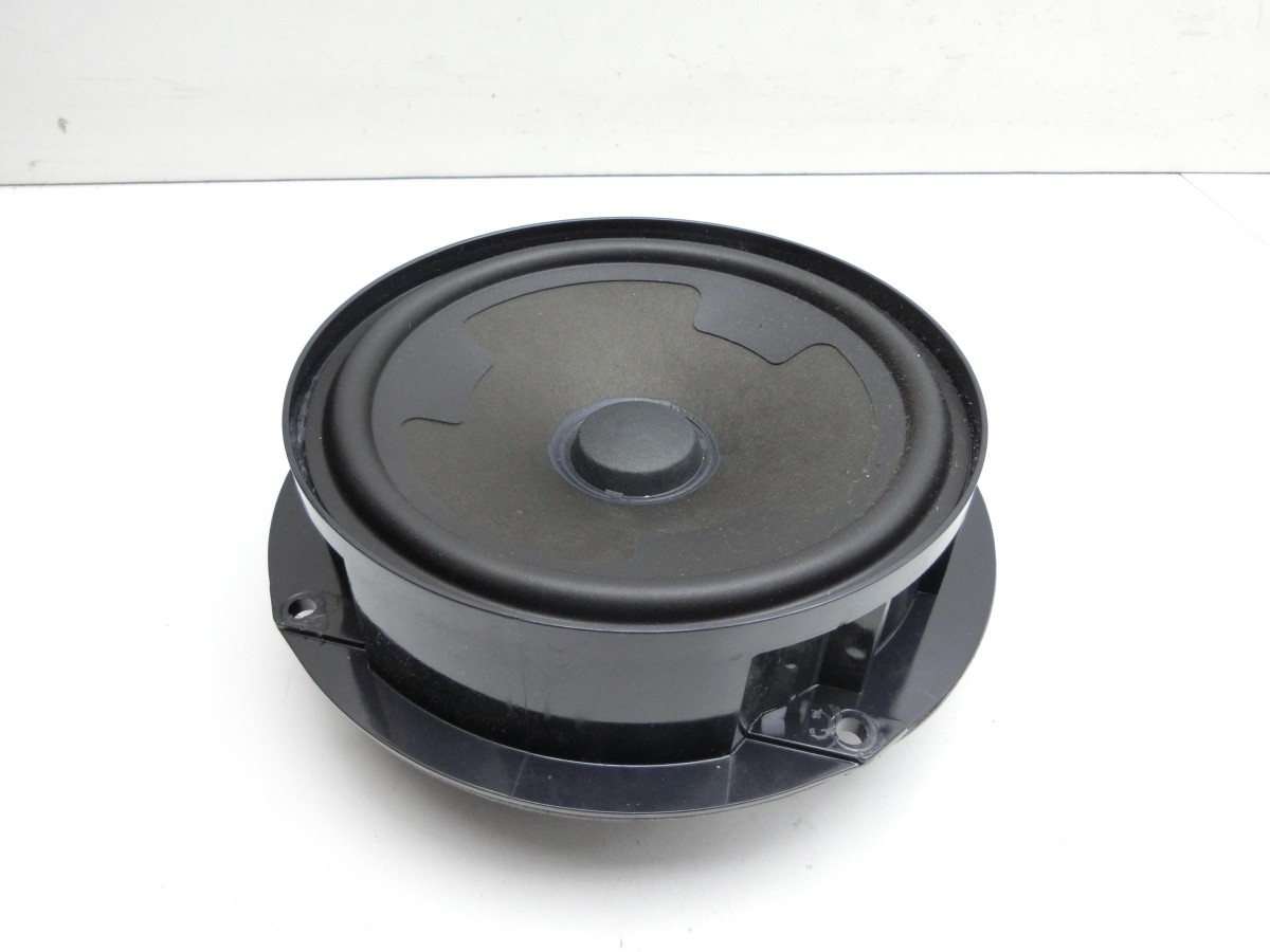 VW Tayron R41   Lautsprecher Tieftöner Links Hinten 5NA035453A