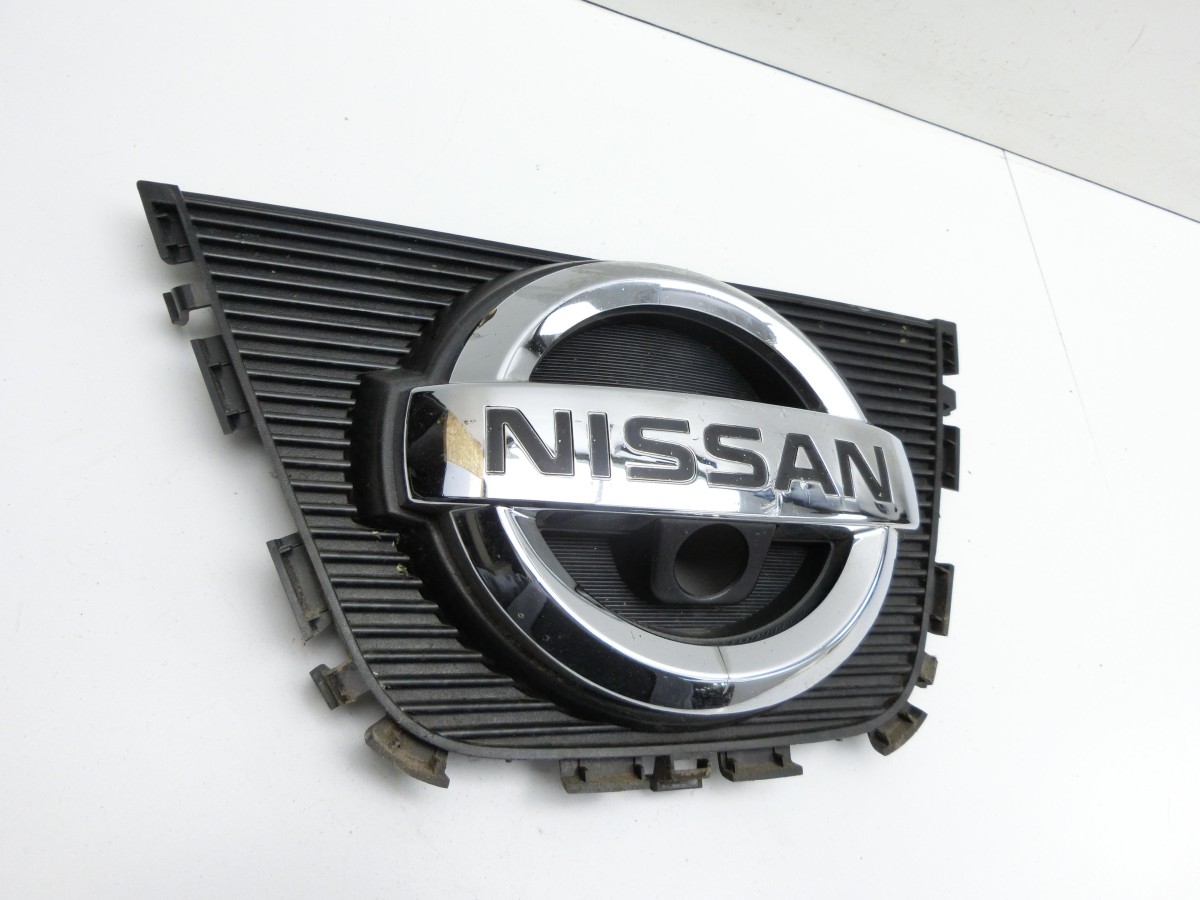 Nissan Qashqai +2 J10 10-13  Emblem Logo 62890BR12A