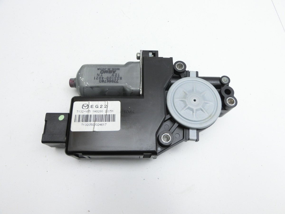 Mazda Cx-7 ER 09-12  Schiebedachmotor T132-V05 833100-4021