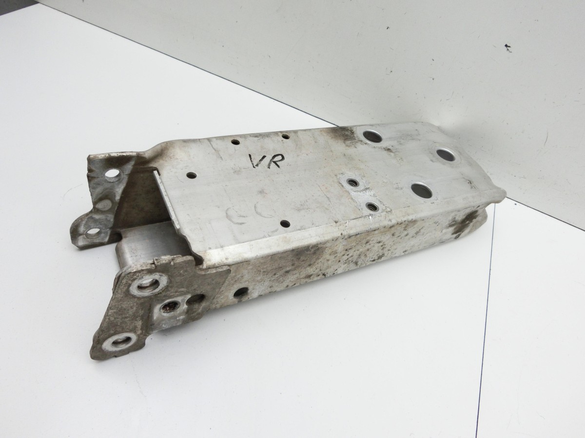 BMW 320d F31 12-15  Pralldämpfer für Träger Stoßstange Vorne Rechts 7266192 51117266192