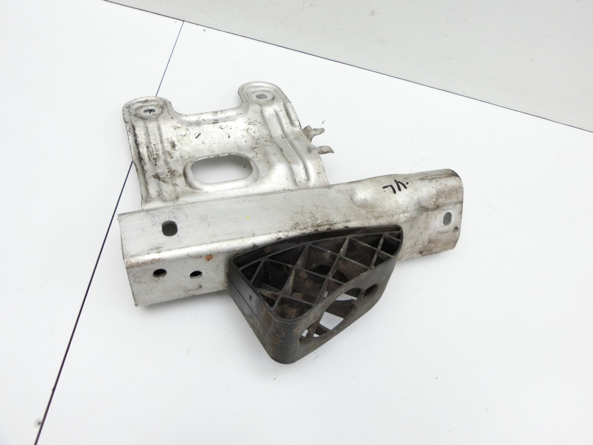 BMW 320d F31 12-15  Pralldämpfer für Träger Stoßstange Vorne Links 51117266193 7266193 51.11-7266193-13