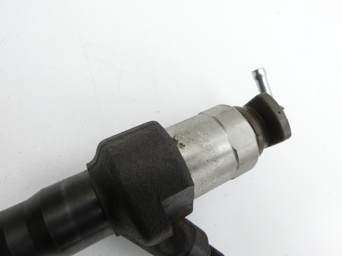 Mazda Cx-7 ER 09-12 MZR 2,2 127KW  Injektor Einspritzdüse Zyl.2 R2AA-13H50