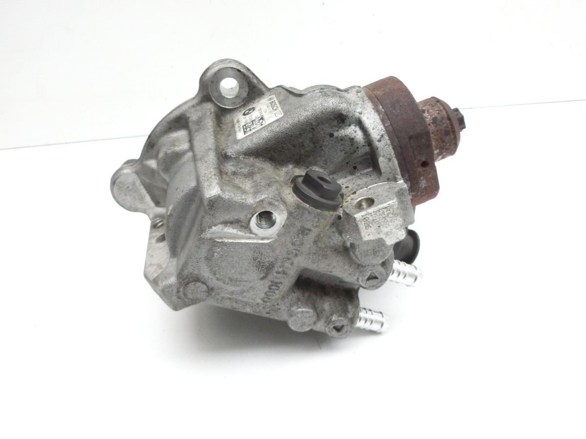 BMW 320d F31 12-15 2,0d 135KW  Einspritzpumpe Hochdruckpumpe 7824477 13517824477 0445010517 7810696-09