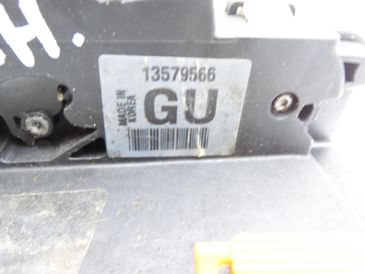 Opel Zafira Tourer C P12 16-19   Türschloss m. ZV Stellmotor Rechts Hinten 13579566