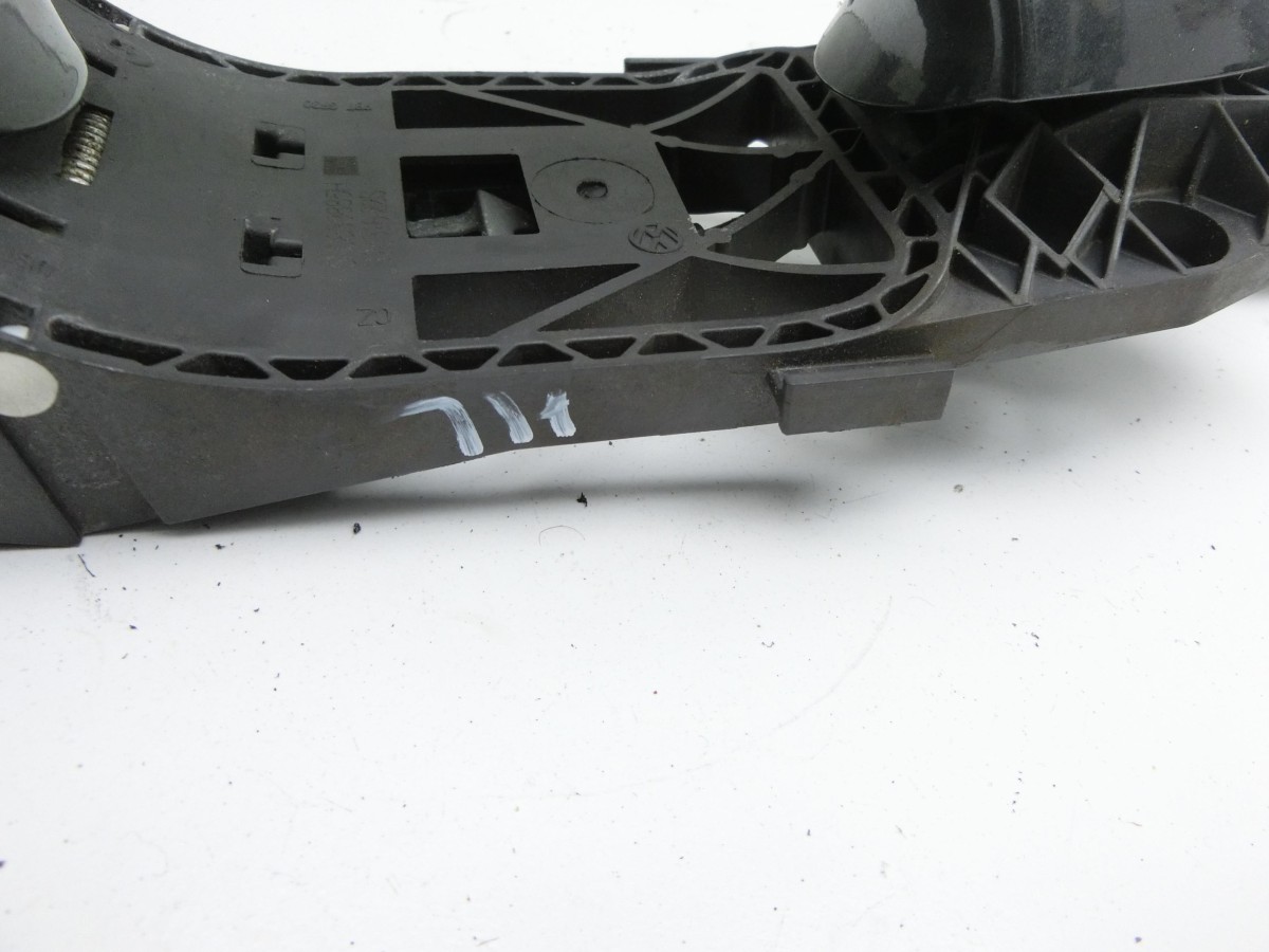 VW Golf VII 7 5G 12-17 5T  Türgriff Griff aussen Links Hinten LA9W       5G0837205N
