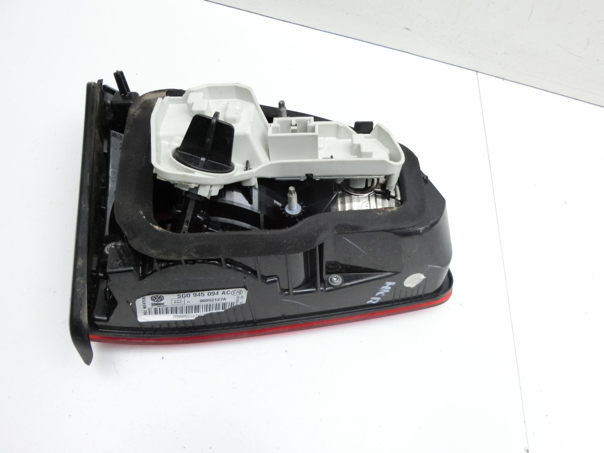 VW Golf VII 7 5G 12-17 5T  Rückleuchte Heckleuchte für Klappe Rechts 5G0945094AC 90052127A
