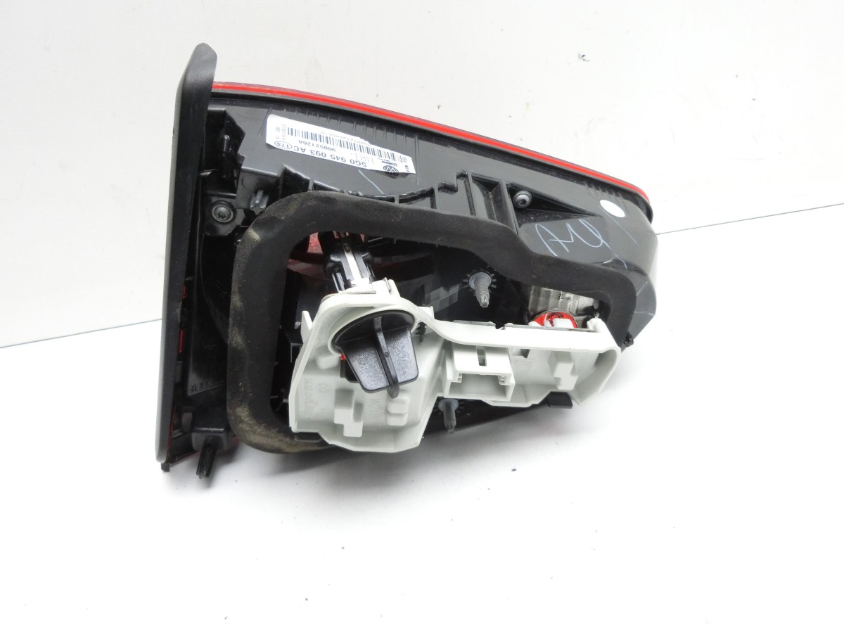VW Golf VII 7 5G 12-17 5T  Rückleuchte Heckleuchte für Klappe Innen Links 5G0945093AC 90052126A