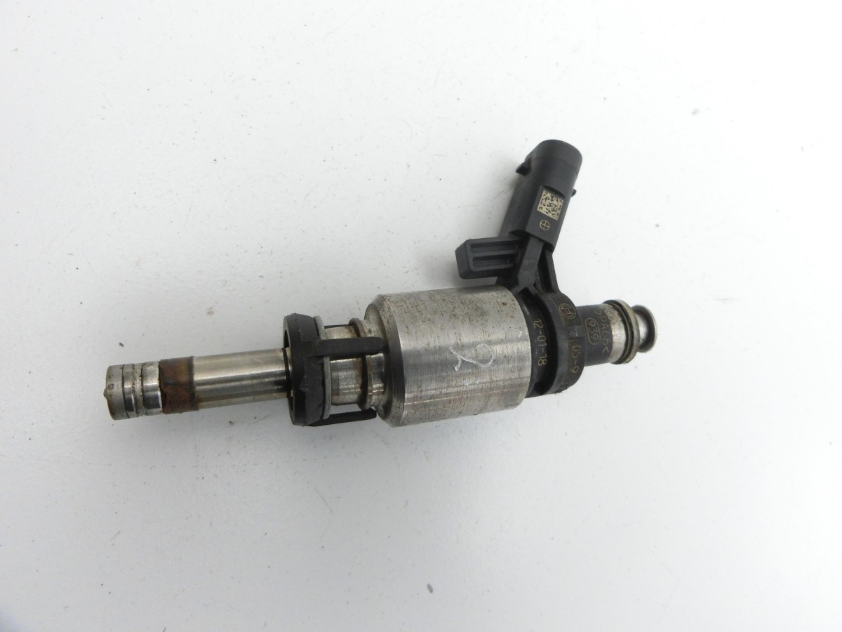 VW Sharan 7N II 10-15 FSI 2,0 147KW  Injektor Einspritzdüse Zyl.2 06H906036P 0261500076 06H906036G