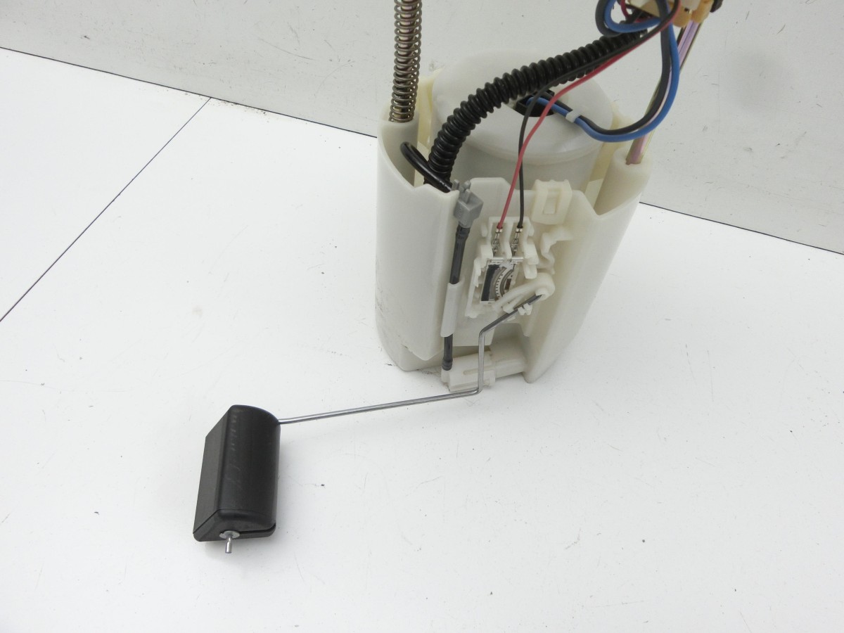 Suzuki Swift IV NZ 13-17 TDCi 1,2 69KW  Kraftstoffpumpe Benzinpumpe Kraftstoff-Fördereinheit Tankgeber