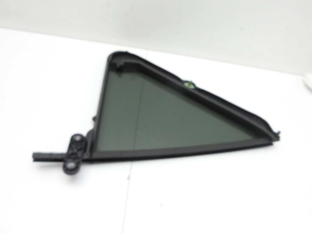VW T-Roc A1 17-21   Seitenscheibe Feste Scheibe Links Hinten Orig. getönt 2GA845213G